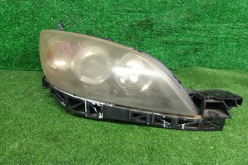 ФАРА НА MAZDA AXELA BK5P