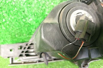 ФАРА НА MAZDA AXELA BK5P