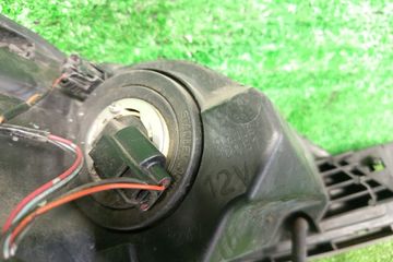 ФАРА НА MAZDA AXELA BK5P