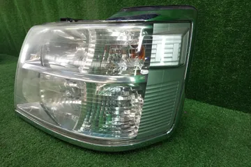 ФАРА НА NISSAN ELGRAND ALWE50
