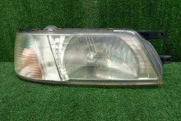 ФАРА НА NISSAN BLUEBIRD EU14