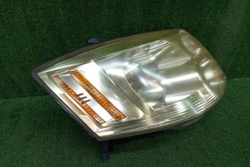ФАРА НА TOYOTA ALPHARD MNH10W