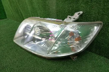 ФАРА НА TOYOTA COROLLA NZE121