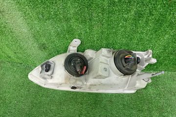 ФАРА НА TOYOTA WINDOM MCV21