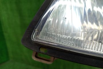 ФАРА НА MAZDA BONGO SK22V