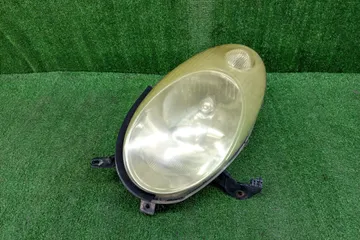 ФАРА НА NISSAN MARCH K12