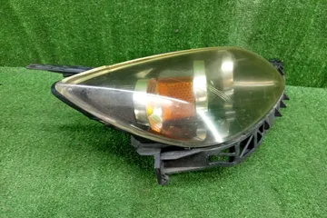 ФАРА НА MAZDA AXELA BK5P