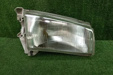 ФАРА НА MAZDA DEMIO DW3W
