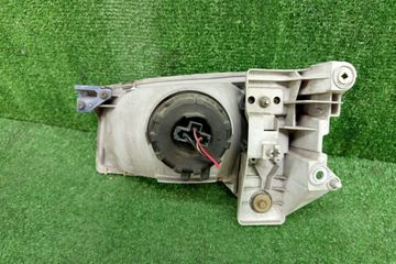 ФАРА НА MAZDA DEMIO DW3W