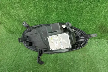 ФАРА НА NISSAN MARCH K12