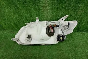 ФАРА НА TOYOTA COROLLA  AXIO NZE141