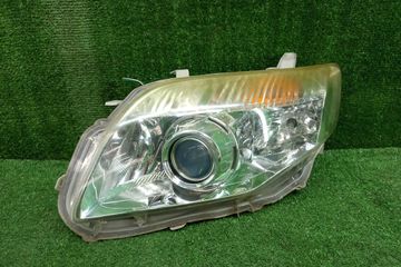 ФАРА НА TOYOTA COROLLA  AXIO NZE141