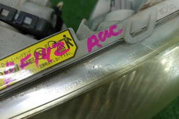 ФАРА НА TOYOTA COROLLA  AXIO NZE141
