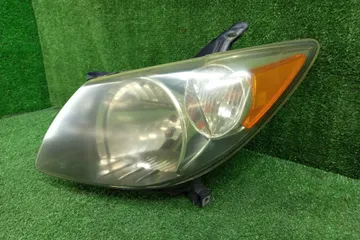 ФАРА НА TOYOTA VOLTZ ZZE136