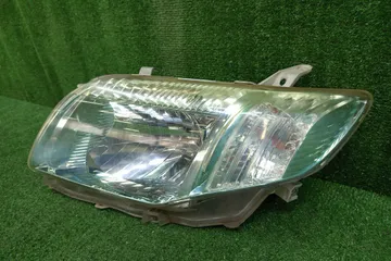 ФАРА НА TOYOTA COROLLA  AXIO NZE141
