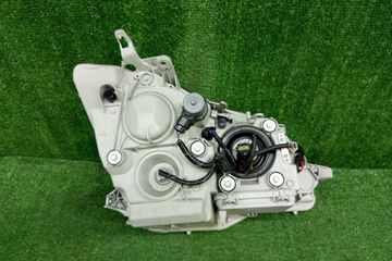 ФАРА НА TOYOTA CROWN GRS180