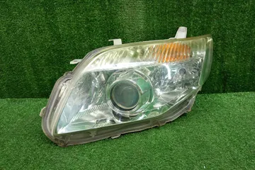 ФАРА НА TOYOTA COROLLA  AXIO NZE141