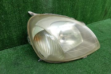 ФАРА НА TOYOTA VITZ NCP10
