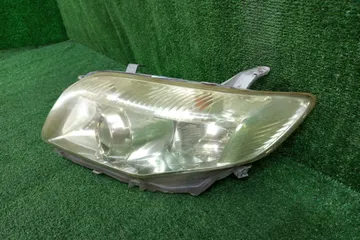 ФАРА НА TOYOTA COROLLA  AXIO NZE141