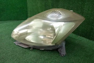 ФАРА НА TOYOTA PASSO KGC10