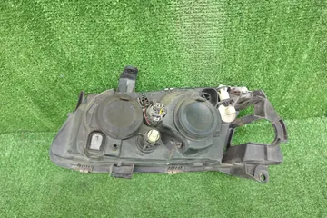 ФАРА НА NISSAN BLUEBIRD SYLPHY G10