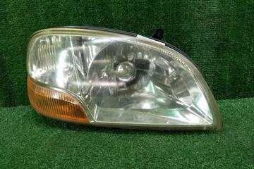 ФАРА НА SUZUKI SWIFT HT51S