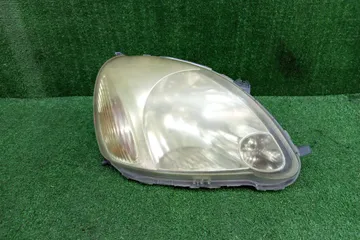 ФАРА НА TOYOTA VITZ NCP10
