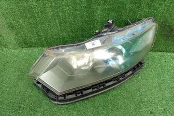ФАРА НА HONDA INSIGHT ZE2