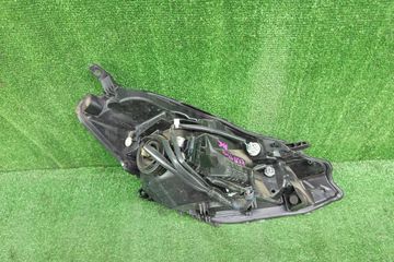 ФАРА НА TOYOTA VITZ NCP131
