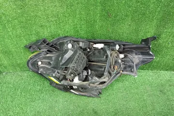 ФАРА НА TOYOTA RACTIS NCP100