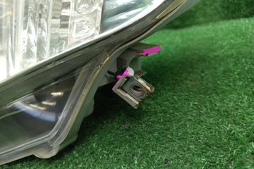 ФАРА НА TOYOTA COROLLA  AXIO NZE141