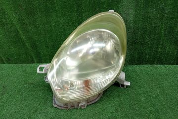 ФАРА НА TOYOTA PASSO KGC30