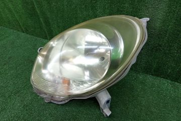 ФАРА НА TOYOTA PASSO KGC30