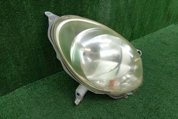 ФАРА НА TOYOTA PASSO KGC30