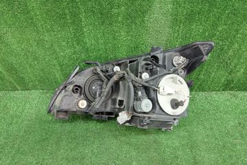 ФАРА НА TOYOTA HARRIER ACU30W