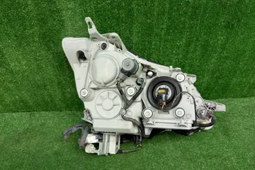 ФАРА НА TOYOTA CROWN GRS180
