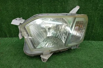 ФАРА НА TOYOTA PROBOX NCP160V