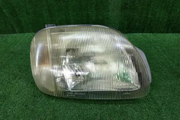 ФАРА НА NISSAN MARCH K11