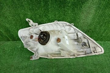 ФАРА НА TOYOTA COROLLA NZE121