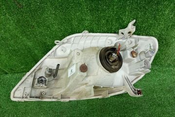 ФАРА НА TOYOTA COROLLA NZE121