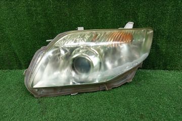 ФАРА НА TOYOTA COROLLA  AXIO NZE141