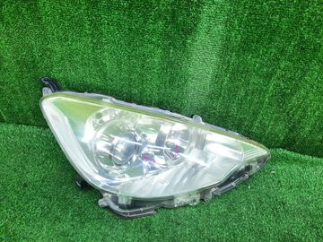 ФАРА НА TOYOTA AQUA NHP10