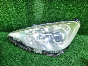 ФАРА НА TOYOTA AQUA NHP10