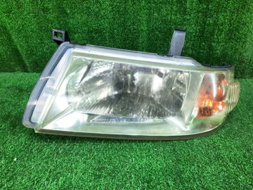 ФАРА НА MAZDA BONGO FRIENDEE SGLR
