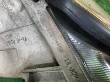 ФАРА НА TOYOTA PROGRES JCG10