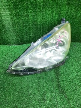 ФАРА НА TOYOTA AQUA NHP10
