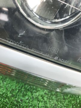 ФАРА НА TOYOTA HARRIER MCU15W