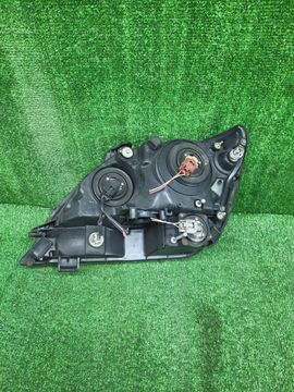 ФАРА НА TOYOTA HARRIER MCU15W