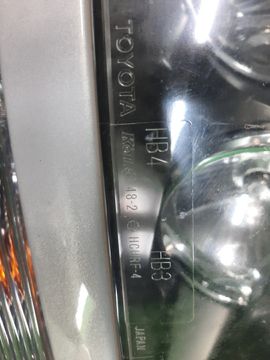 ФАРА НА TOYOTA HARRIER MCU15W
