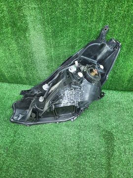 ФАРА НА TOYOTA VITZ NCP131